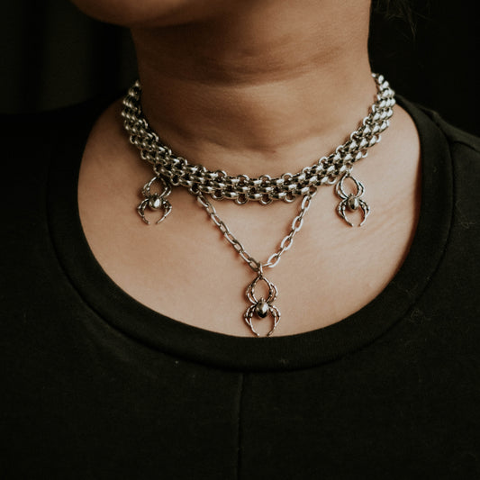 Orb Weaver Spider Stainless Steel Choker – product image 2