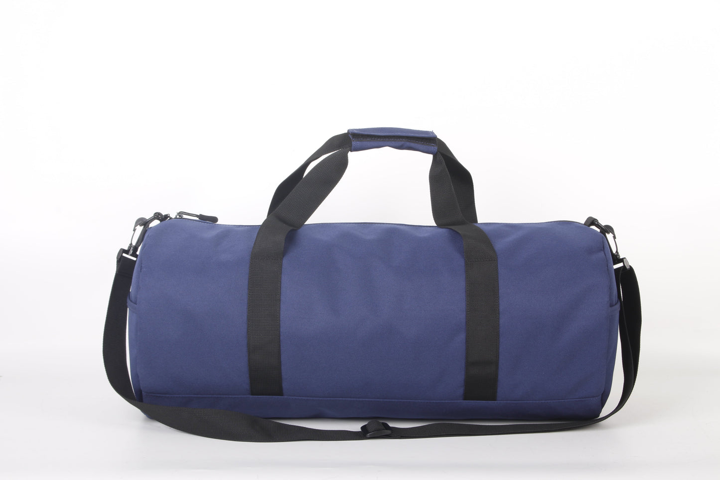 Crest Holdall – product image 10