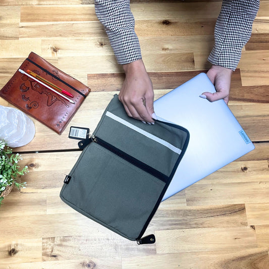 Canvas Travel Laptop Pouch - Olive – product image 2 of 7