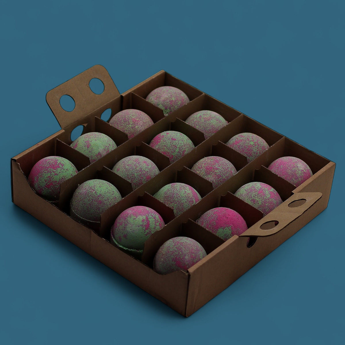 Set of 3 Fruity Rhubarb Bath Bombs – product image 4 of 4