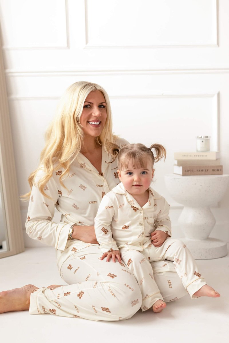 Adult COZY Gummy Bear Pyjamas Set – product image 6 of 14