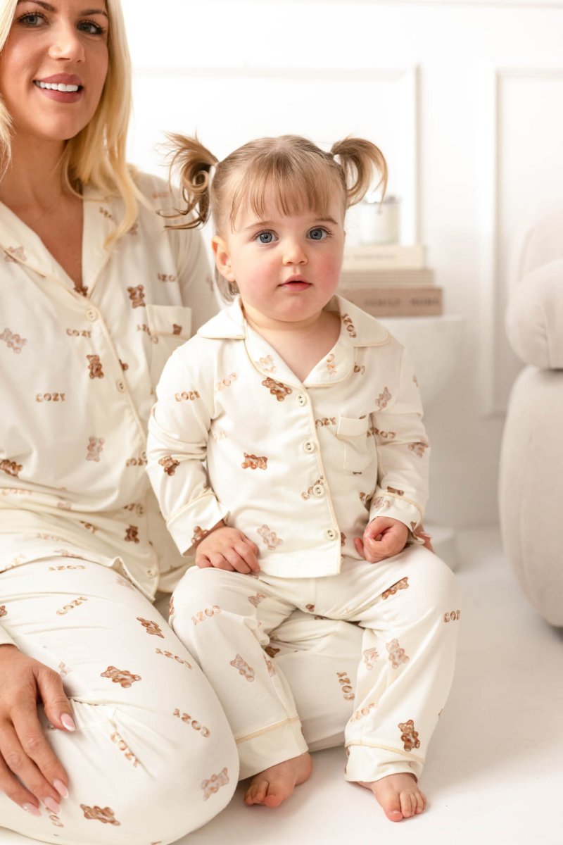 Adult COZY Gummy Bear Pyjamas Set – product image 4 of 10