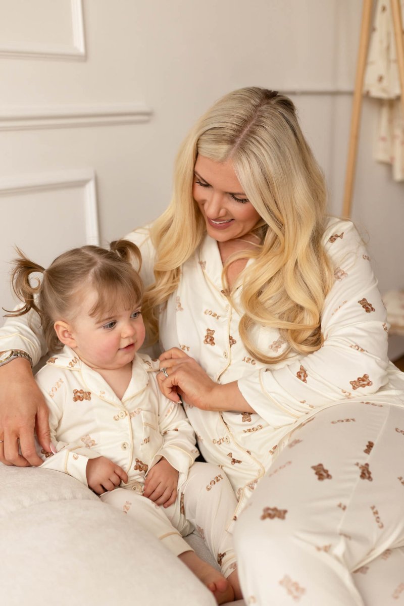 Adult COZY Gummy Bear Pyjamas Set – product image 8 of 14