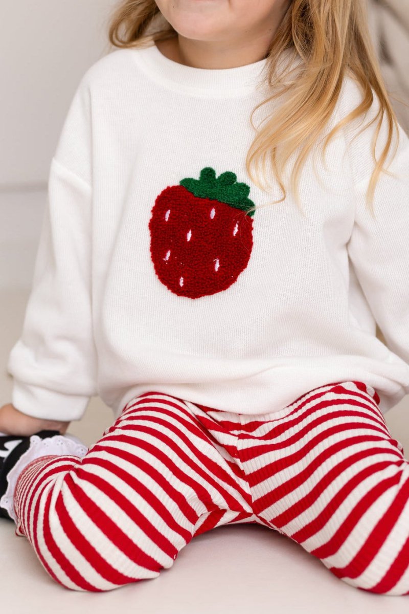 COZY Strawberry | Sweatshirt + Leggings – product image 2 of 3