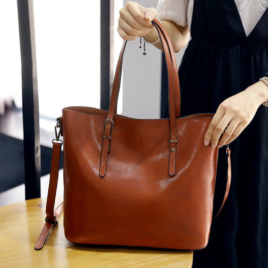 Women's Waxed Leather Shoulder Tote – product image 2