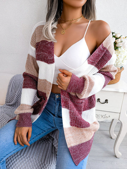 Women's Plaid Lantern-Sleeve Cardigan – product image 6