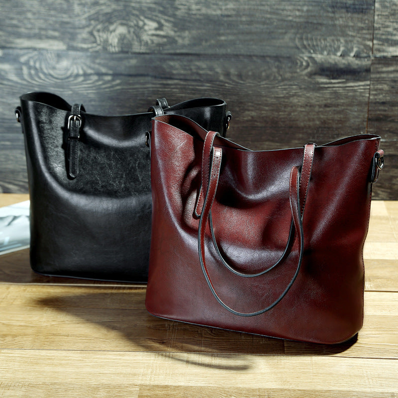 Women's Waxed Leather Shoulder Tote – product image 7