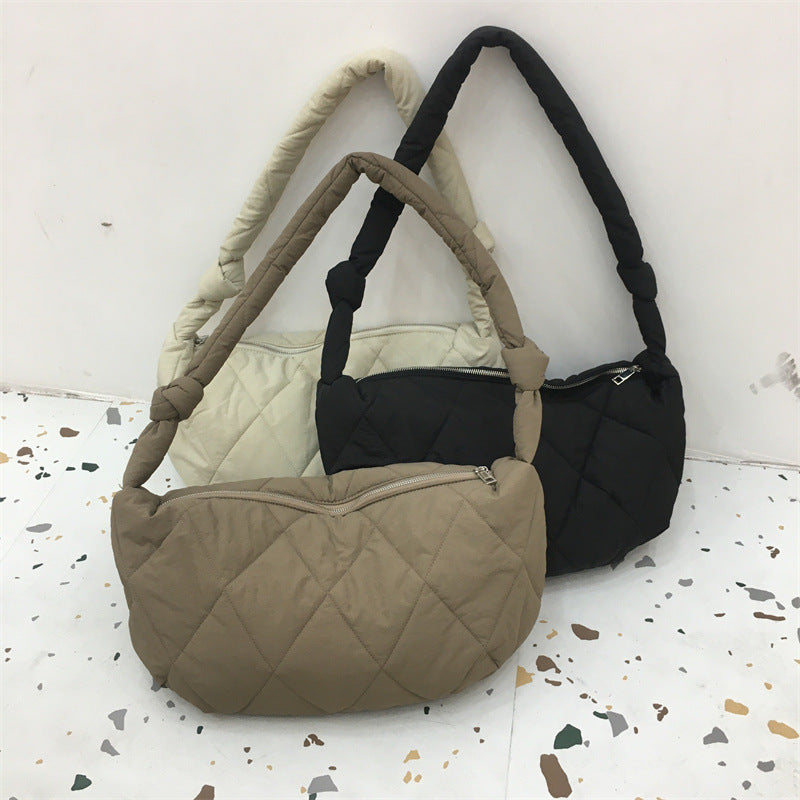 Rhombic Quilted Shoulder Bag – product image 3