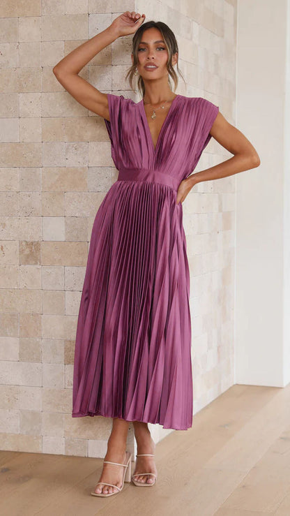 Women's Sleeveless V-Neck Pleated Dress – product image 9