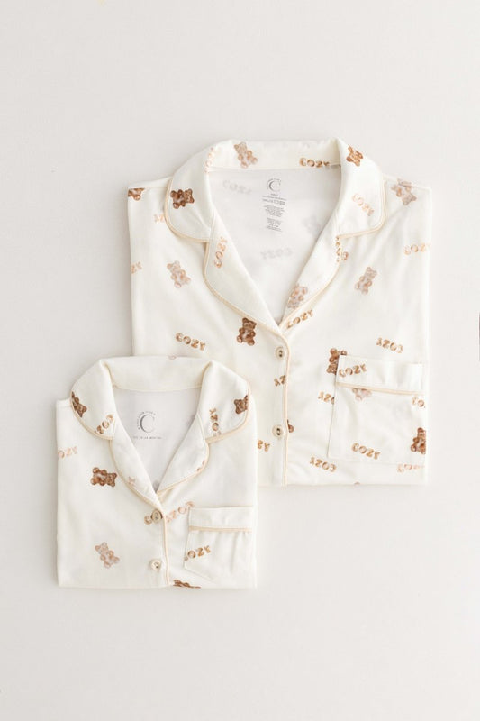 Women's Gummy Bear Long-Sleeve Pyjama Set – flat lay