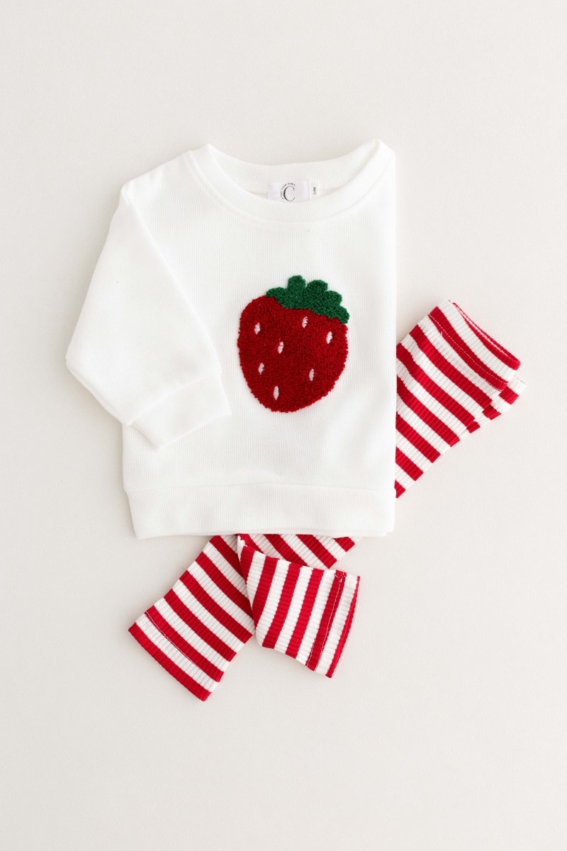 COZY Strawberry | Sweatshirt + Leggings – product image 10 of 10