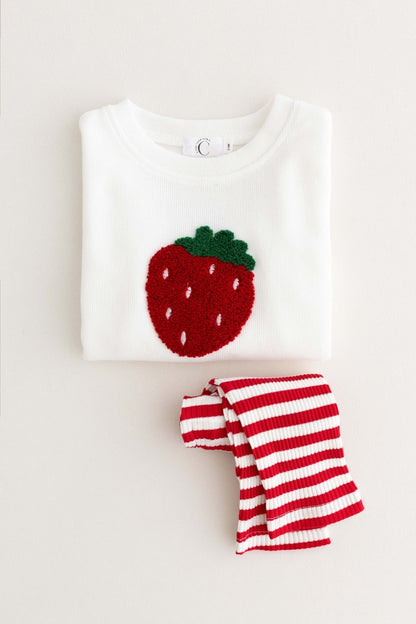 COZY Strawberry | Sweatshirt + Leggings – product image 7 of 10