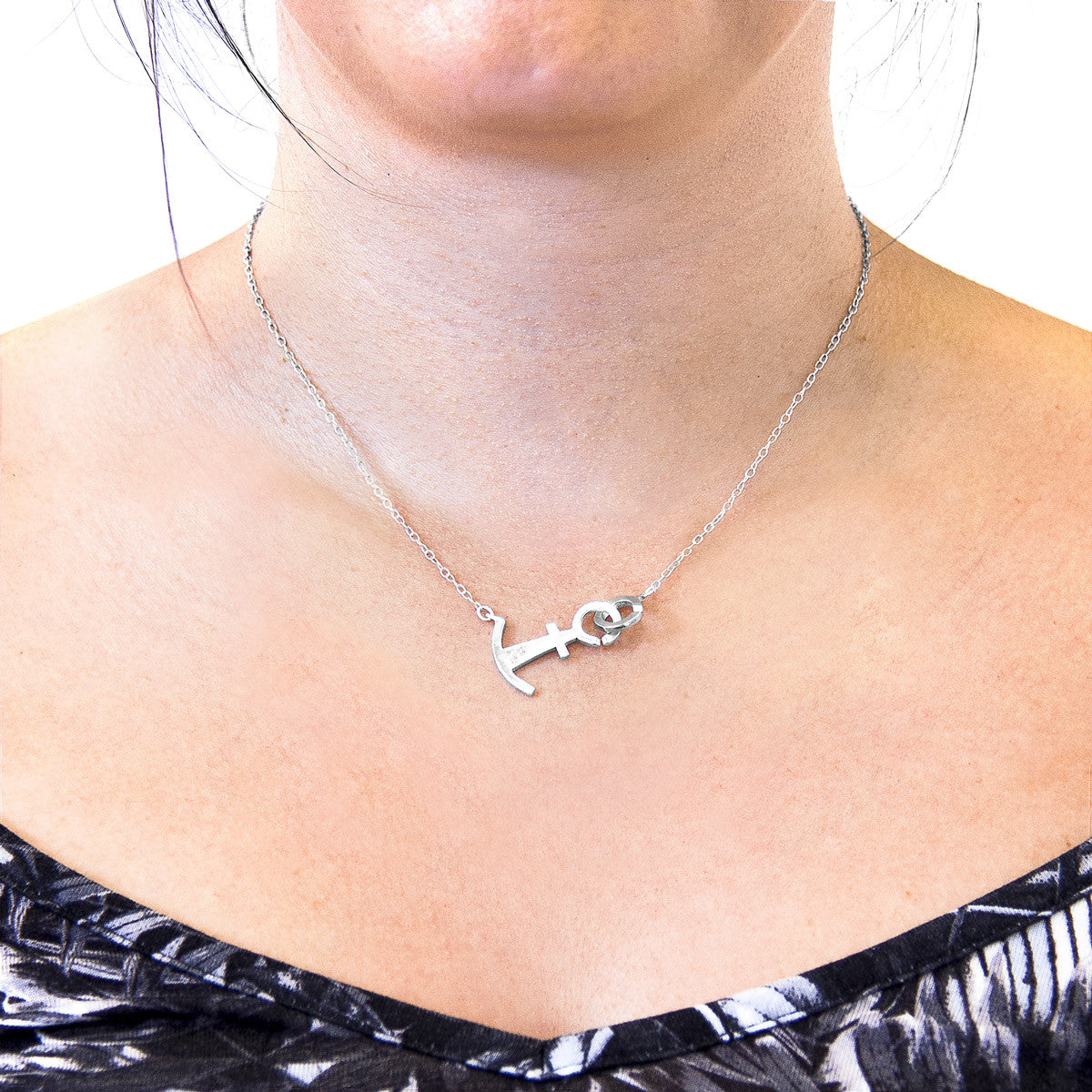 Tourists Anchor Link Paradise Silver Necklace Pendant – product image 3 of 8