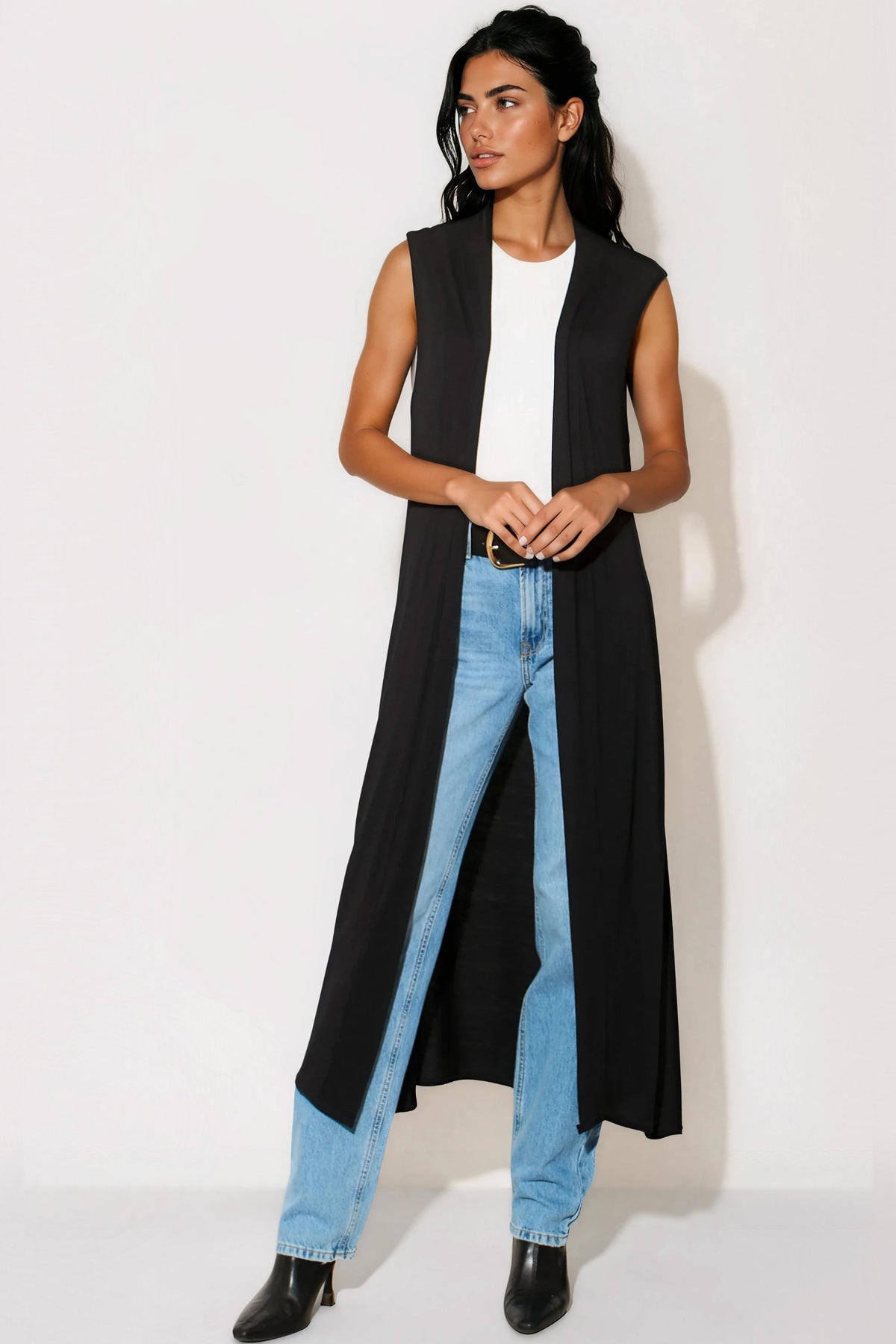 Black Sleeveless Longline Maxi Cardigan – product image 1 of 3