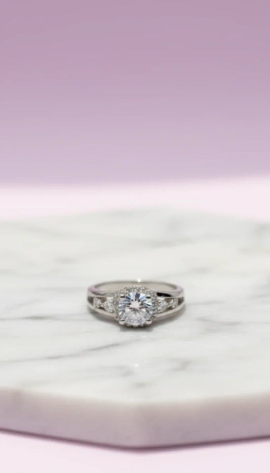 Curved Crystal Ring Silver Box set of 12 – product image 1 of 1