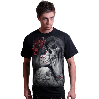Dead Kiss Black Graphic T-Shirt – product image 3