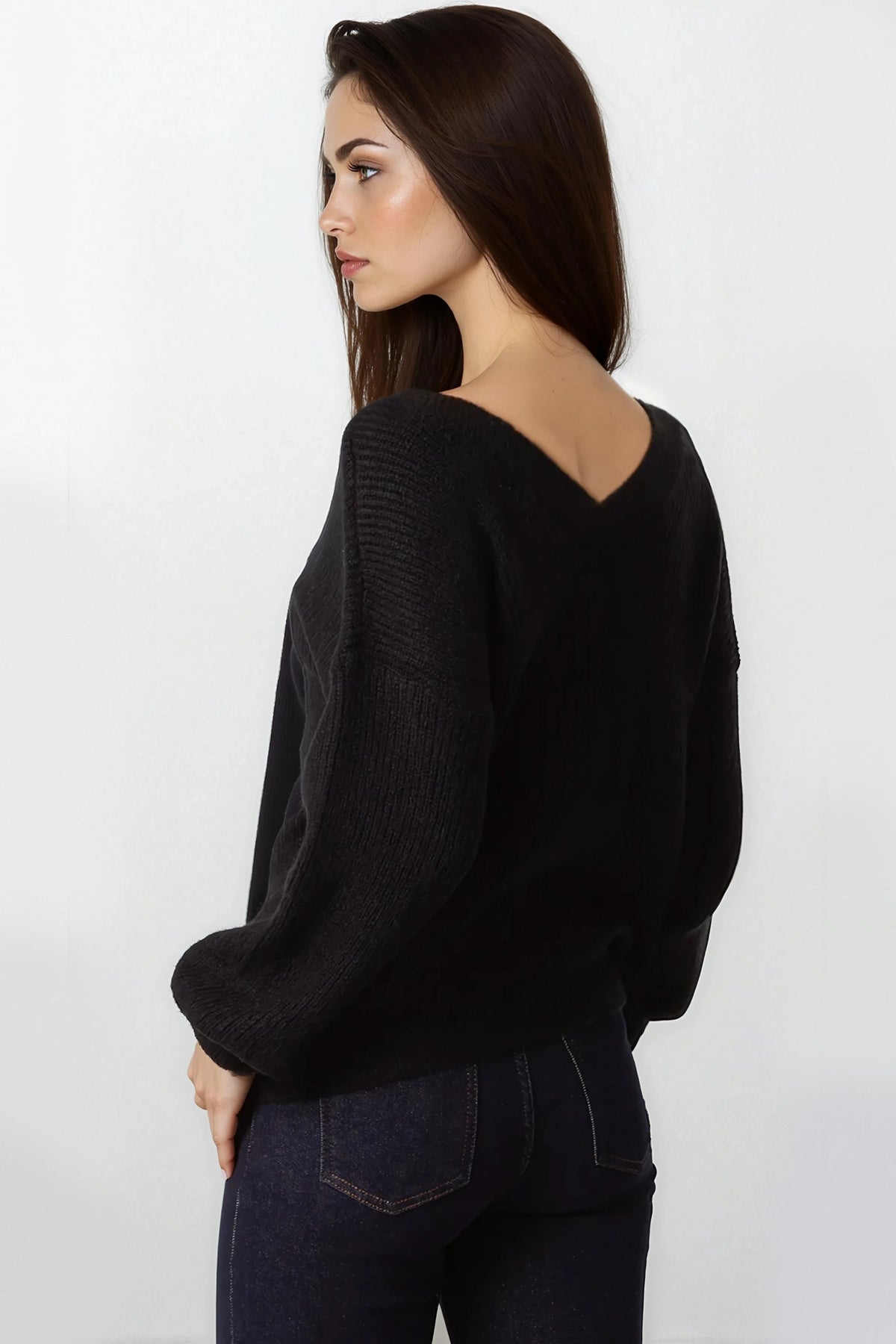 Black V-Neck Jumper – product image 3 of 3
