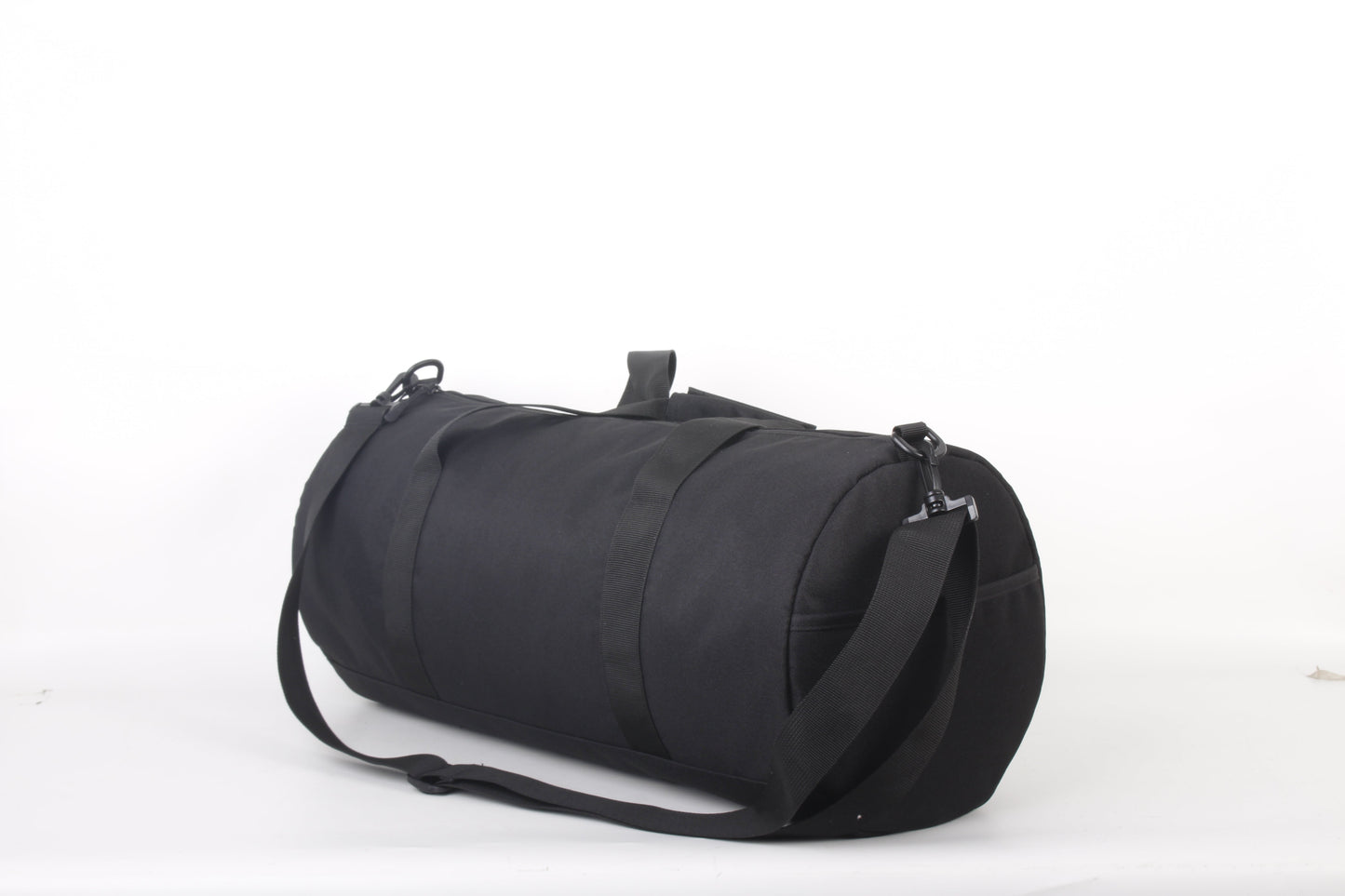 Crest Holdall – product image 2