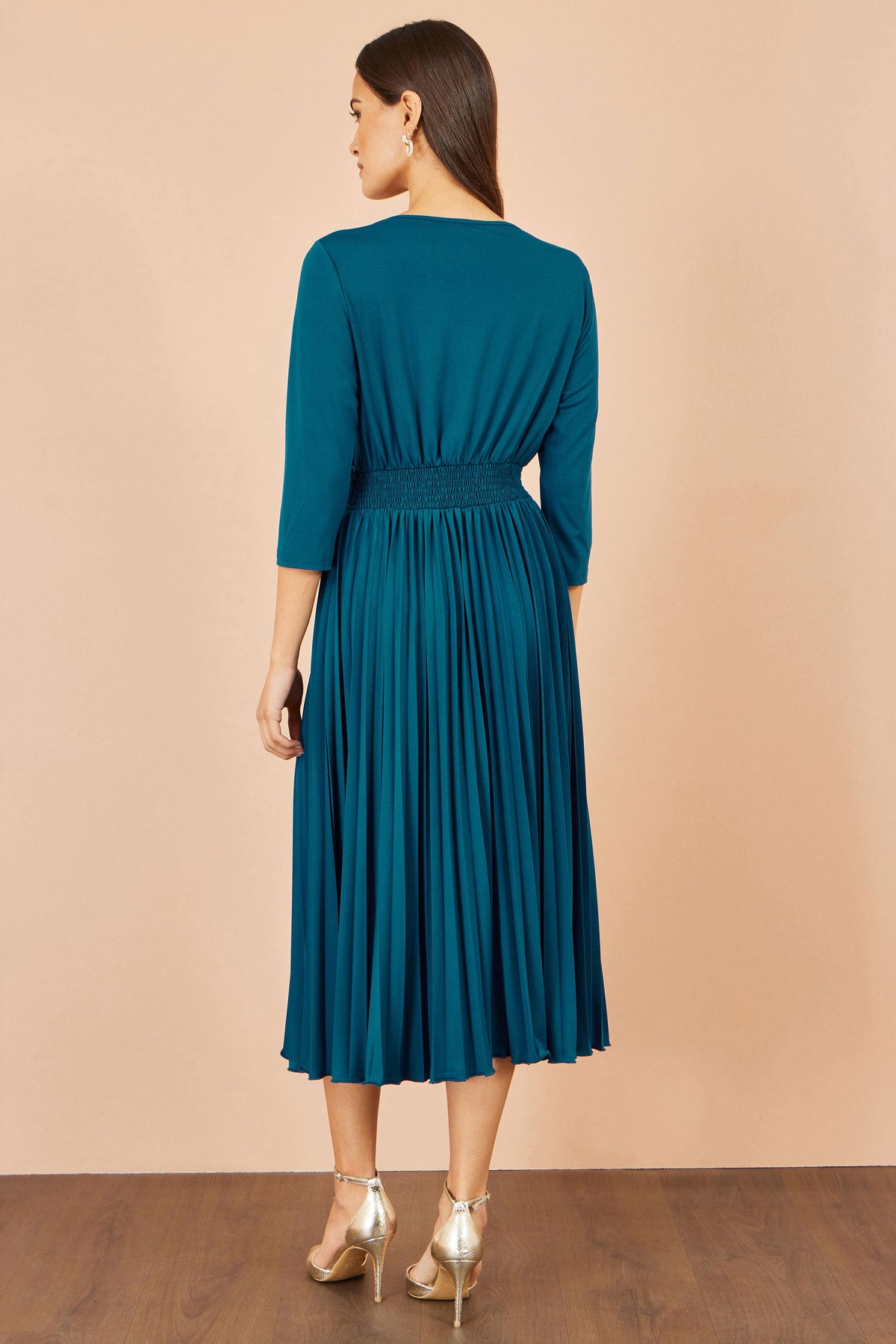 Yumi Teal Stretch Wrap Pleated Midi Dress – product image 4