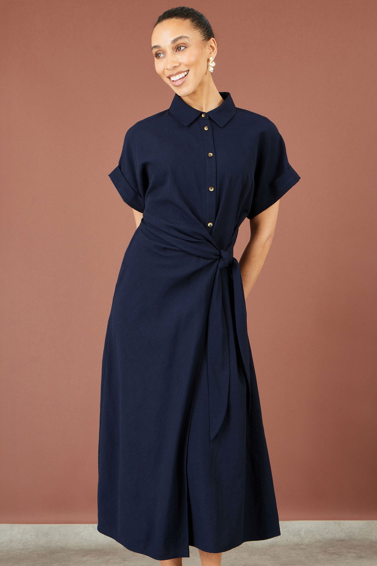 Yumi Navy Wrap Tie Midi Shirt Dress – product image 4