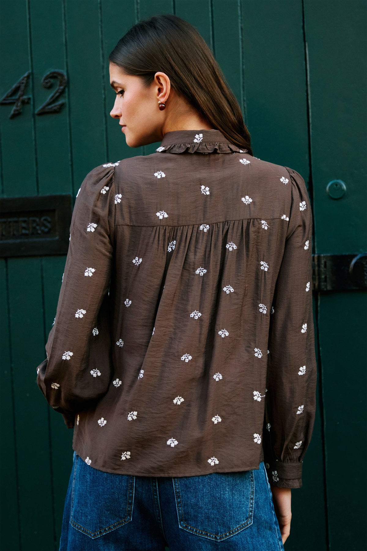 Yumi Brown Viscose Daisy Embroidered Shirt – product image 6