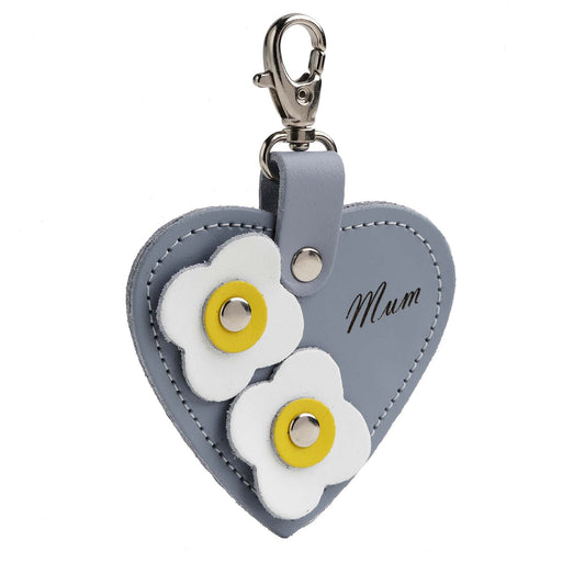 Love heart bag charm - with 'Mum' engraving and flower appliques - Lilac Grey – product image 1 of 2