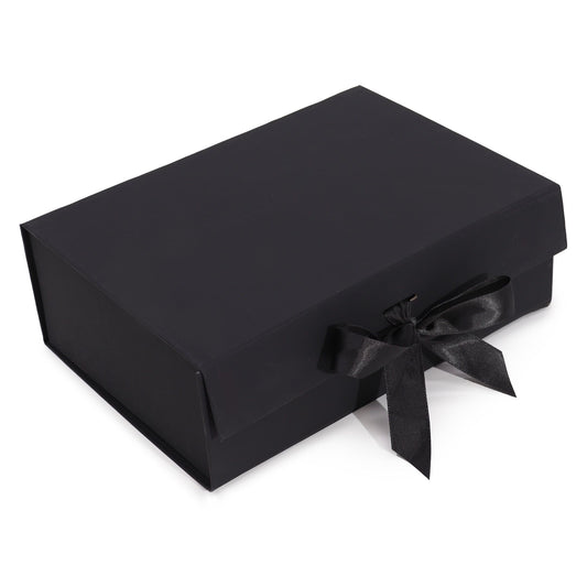 Flat Pack Gift Box - Large (28.2 × 20.2 × 9.2 cm) - Black – product image 1 of 6