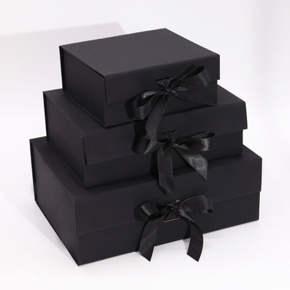 Flat Pack Gift Box - Extra Large (33 × 25 × 12 cm) - Black – product image 3 of 5