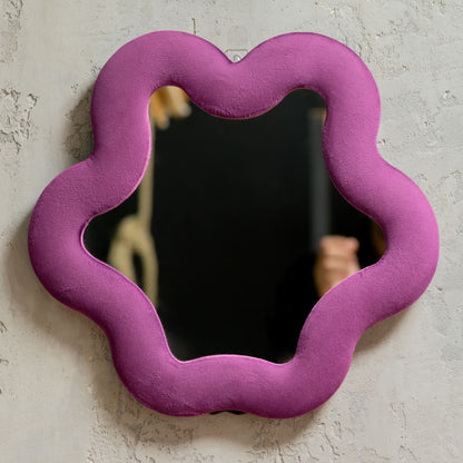 Soft Squiggly Mirror – Star – Mauve (33x31x2.3cm) – product image 5 of 6