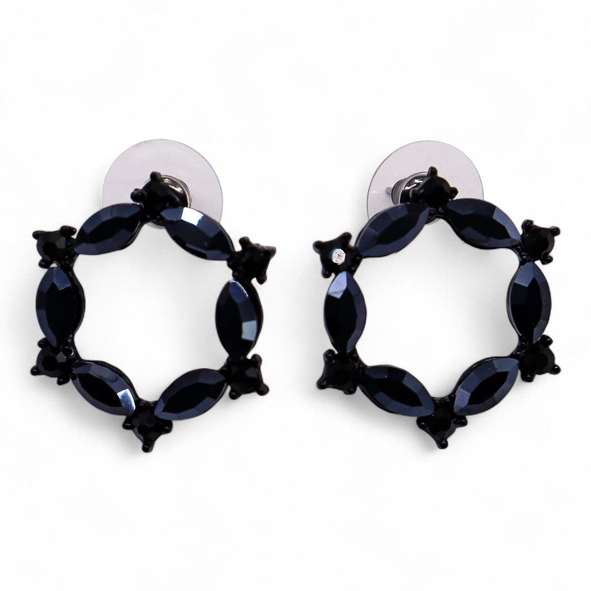 Jet Black - Vintage Glass - Loop - Earrings – product image 2 of 7