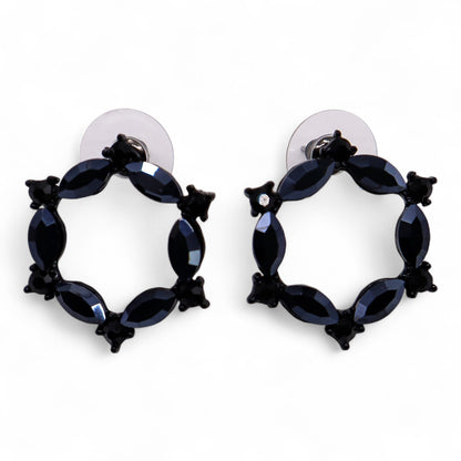 Jet Black - Vintage Glass - Loop - Earrings – product image 2 of 7