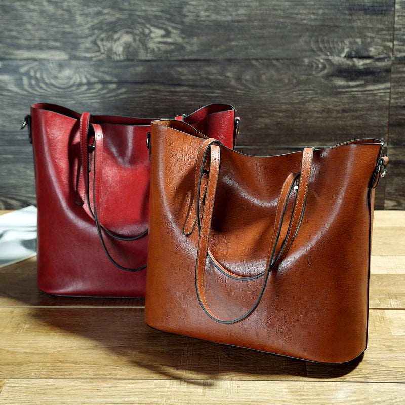 Women's Waxed Leather Shoulder Tote – product image 6