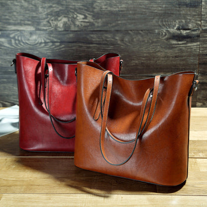 Women's Waxed Leather Shoulder Tote – product image 6