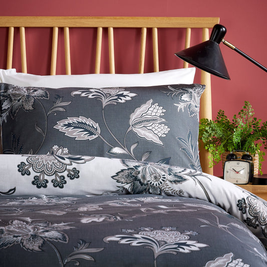OLIVIA ROCCO Shimla Duvet Cover Set Easy Care Reversible Quilt Cover With Pillowcases – product image 2 of 10