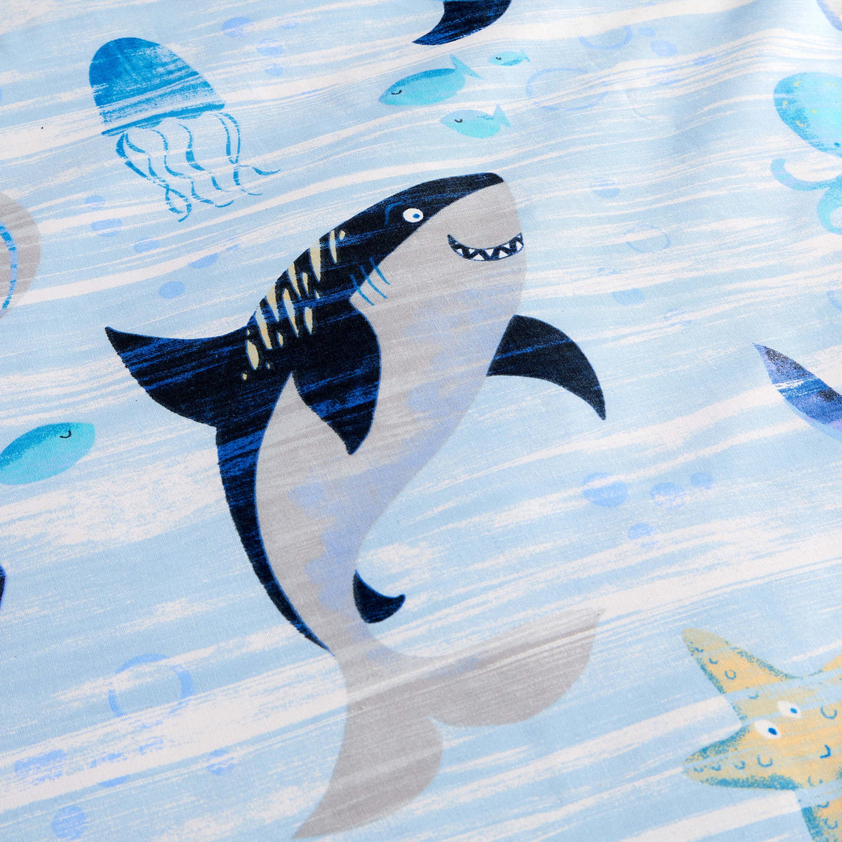 OLIVIA ROCCO Duvet Cover Set For Kids For Boys And Girls Sharks And Whales Reversible – product image 3 of 9