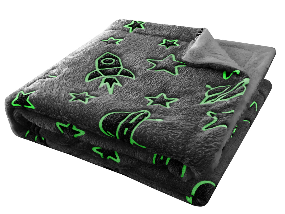 OLIVIA ROCCO Outer Space Glow In The Dark Teddy Fleece Duvet Set For Children for Easy-Care Everyday Luxury – product image 4 of 9