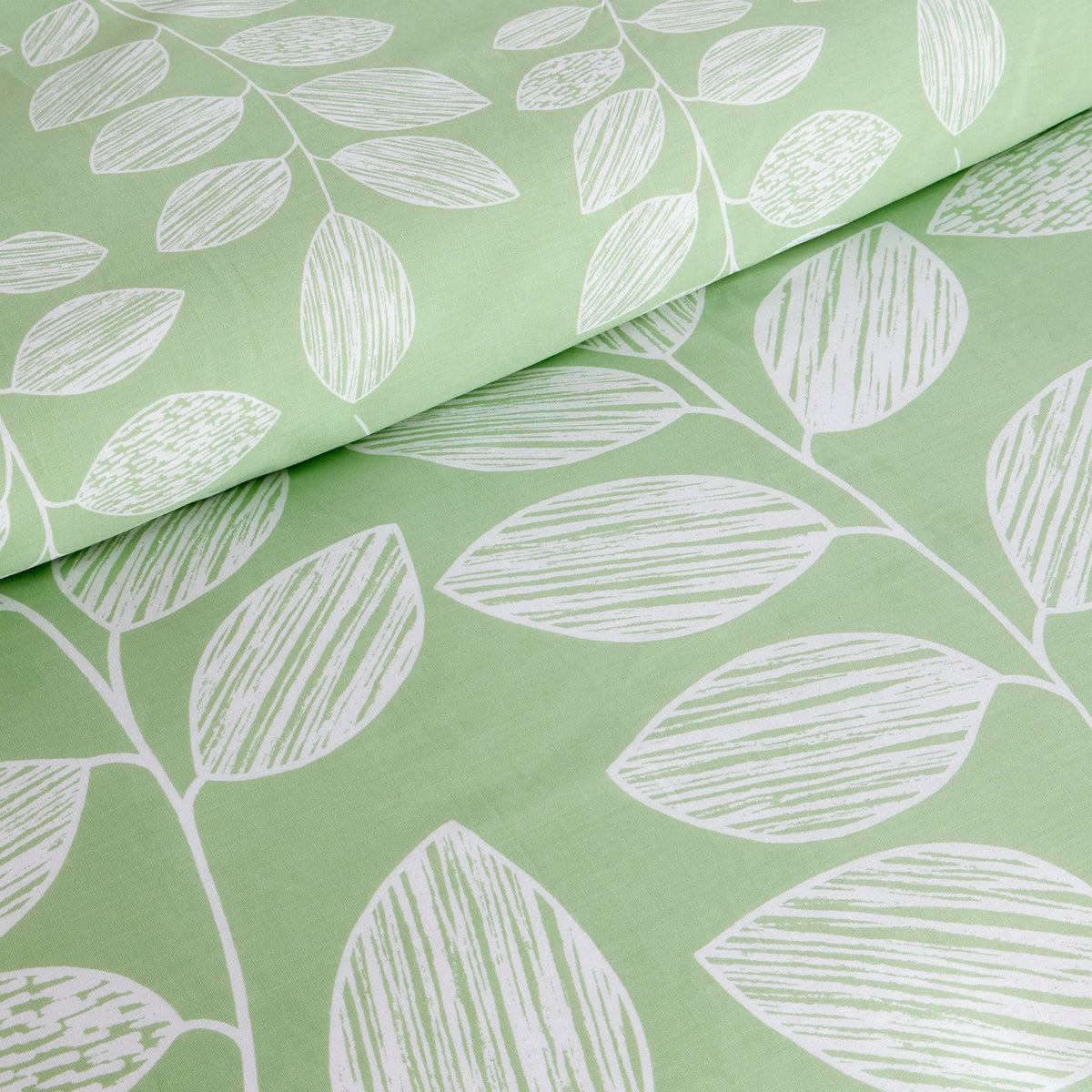 OLIVIA ROCCO Leaf Print Reversible Cotton Rich Duvet Cover Set With Pillowcases Black Bedroom Refresh Easy-Care Comfort – product image 3 of 7